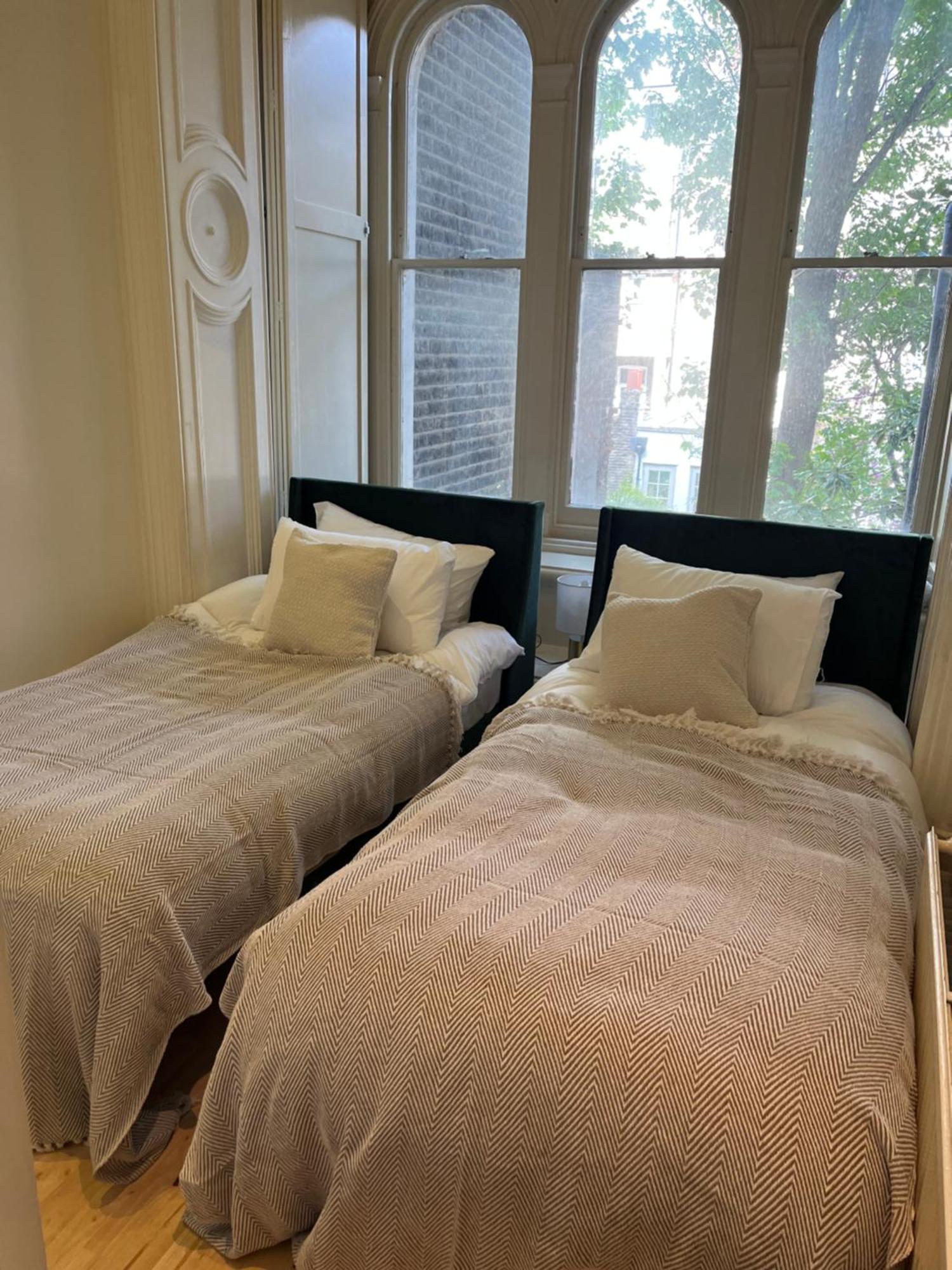 Newly Refurbished- Awesome Very Flat In Famous Notting Hill With A Balcony * Londres